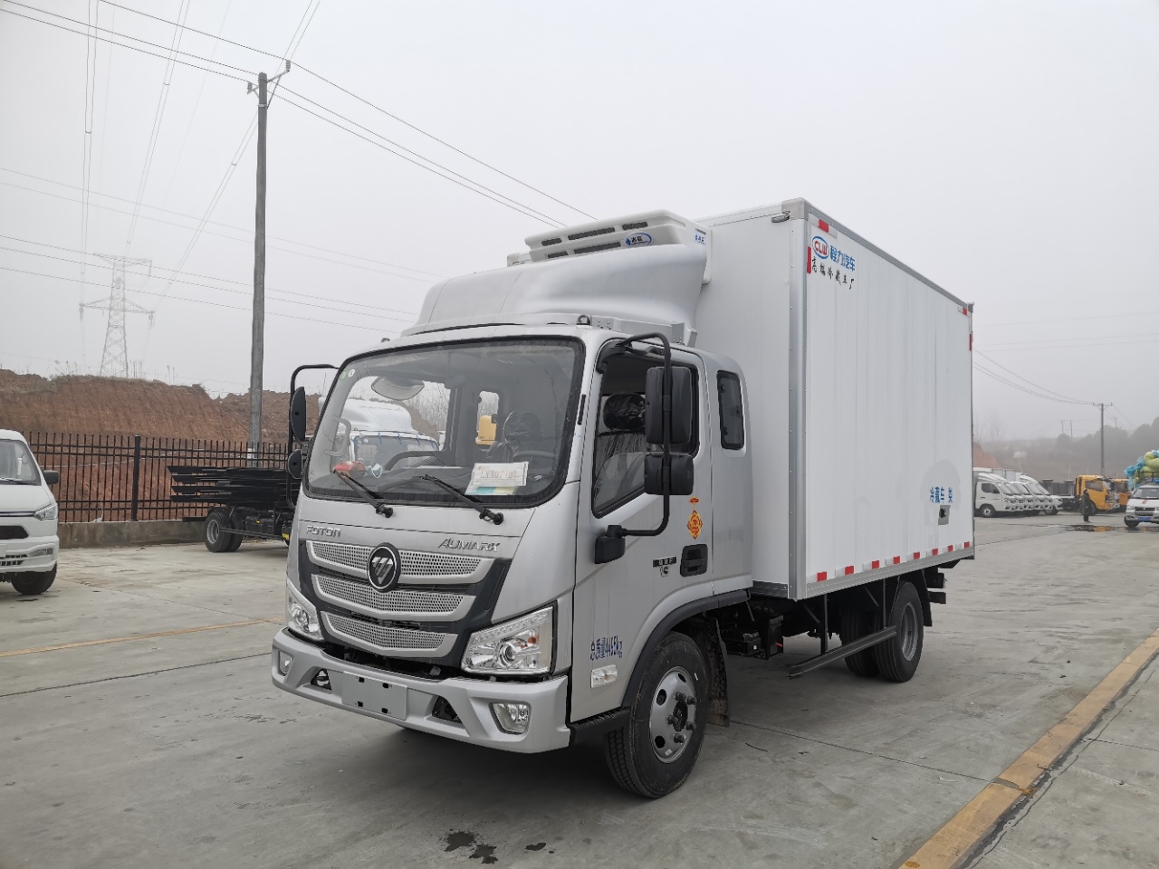 國六自動(dòng)擋藍(lán)牌自動(dòng)擋躍進(jìn)冷藏車