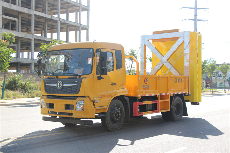 東風(fēng)天錦防撞緩沖車