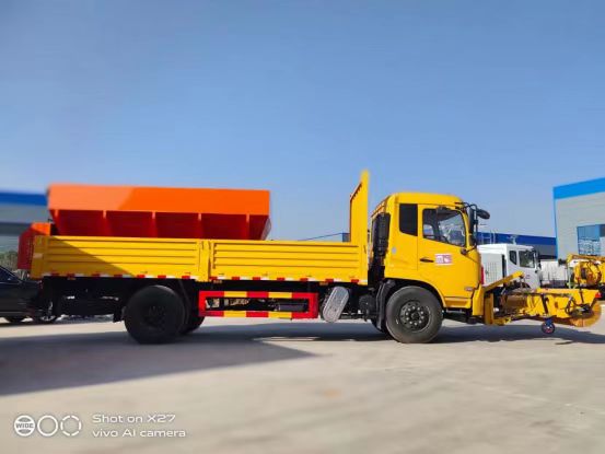 東風天錦除雪車