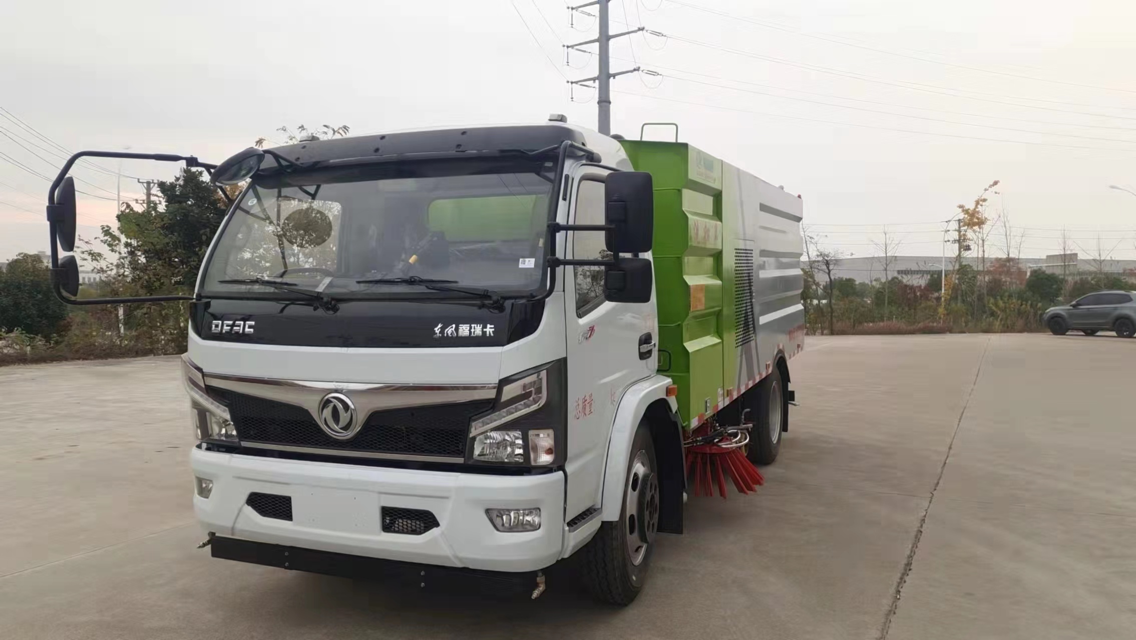 東風大多利卡10方洗掃車